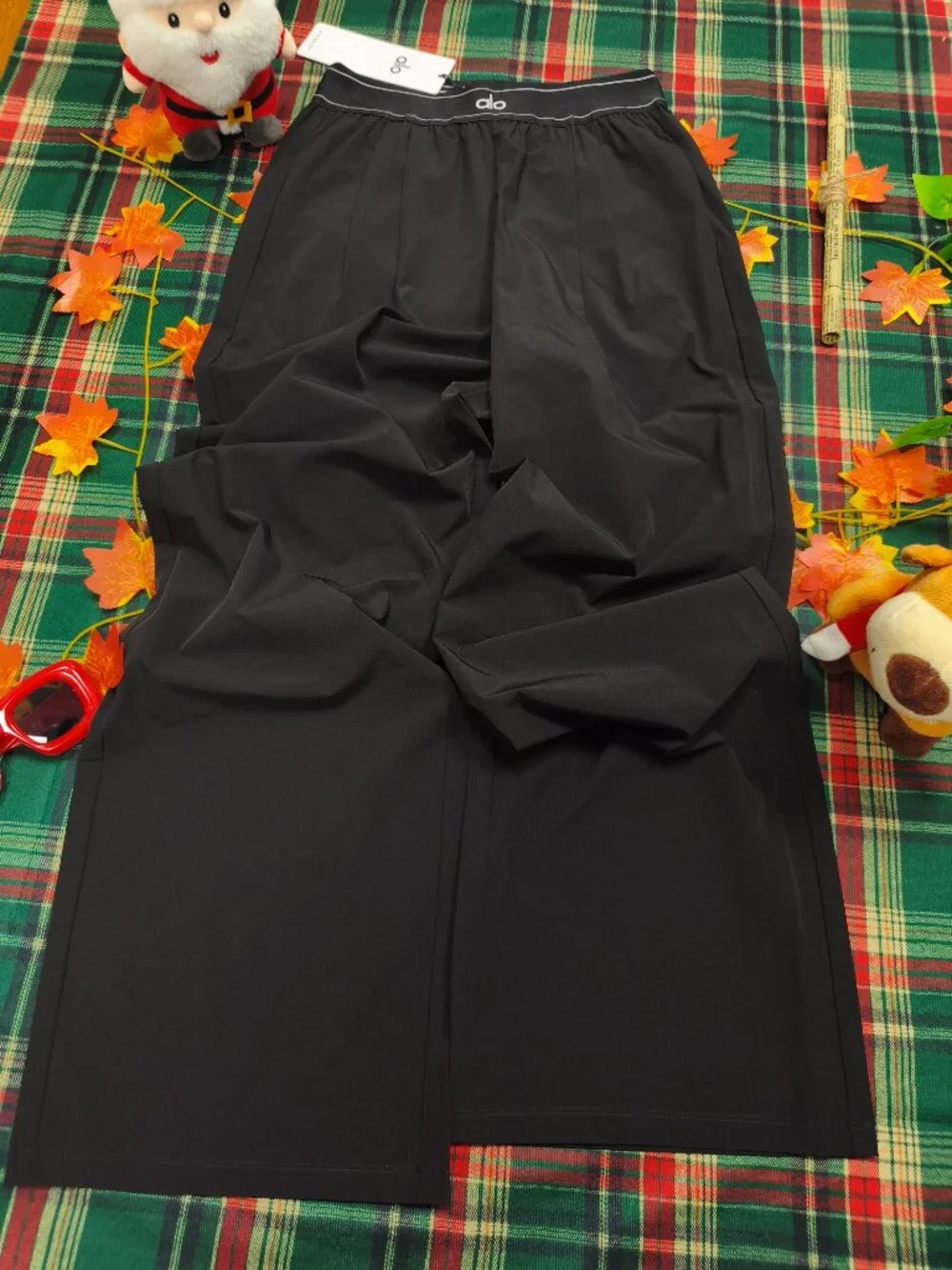 ALO Yoga suit up